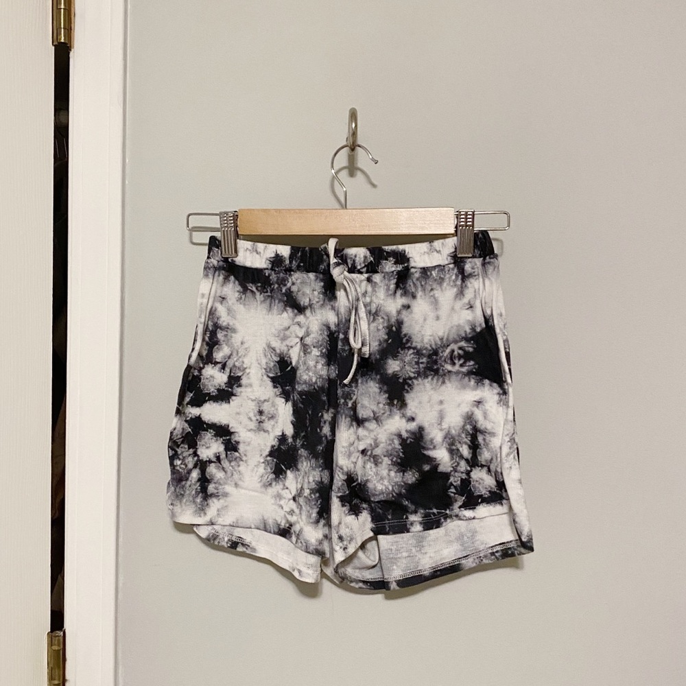 Tie die shorts